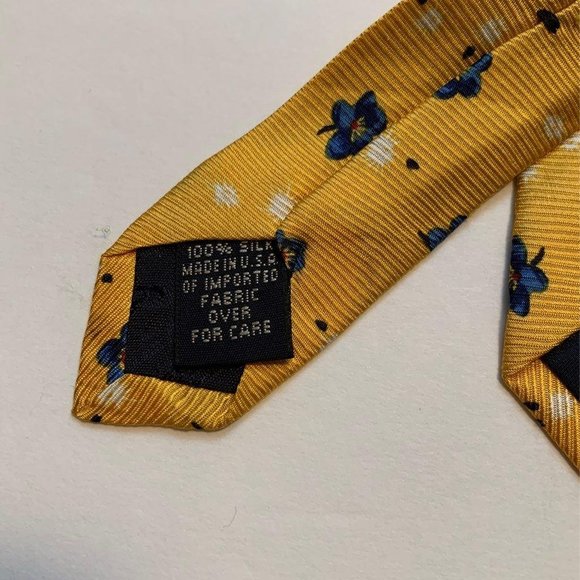 NWOT GAP Tie - Picture 3 of 3